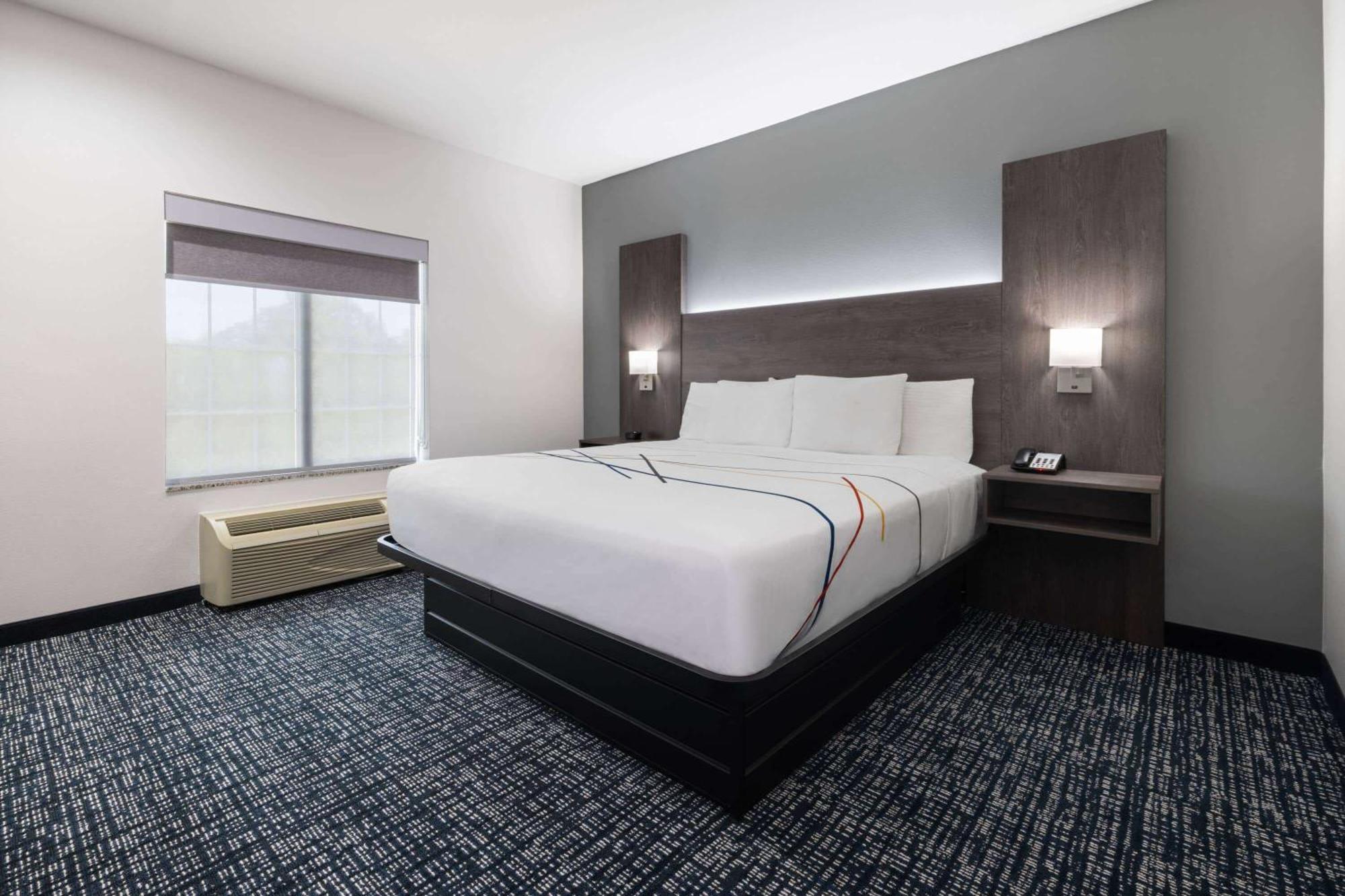 La Quinta By Wyndham Hotel